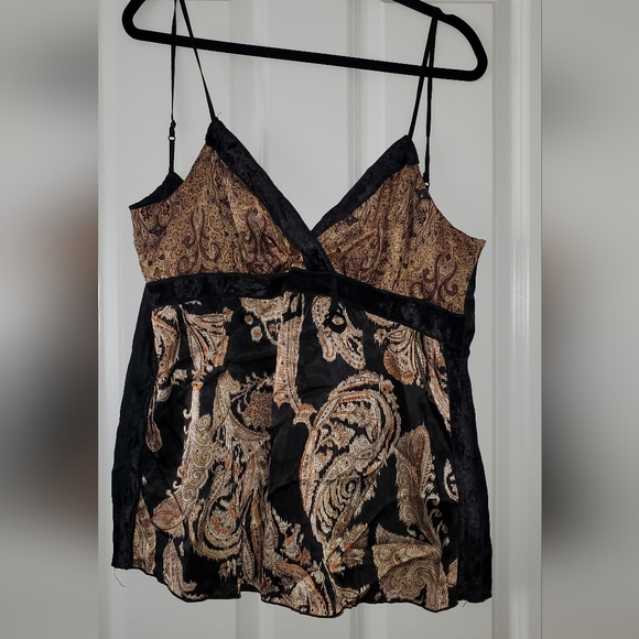 Polyester Top 🌟 - Picture 3 of 7